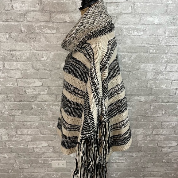 Look By M Fringe Poncho - Picture 2 of 5